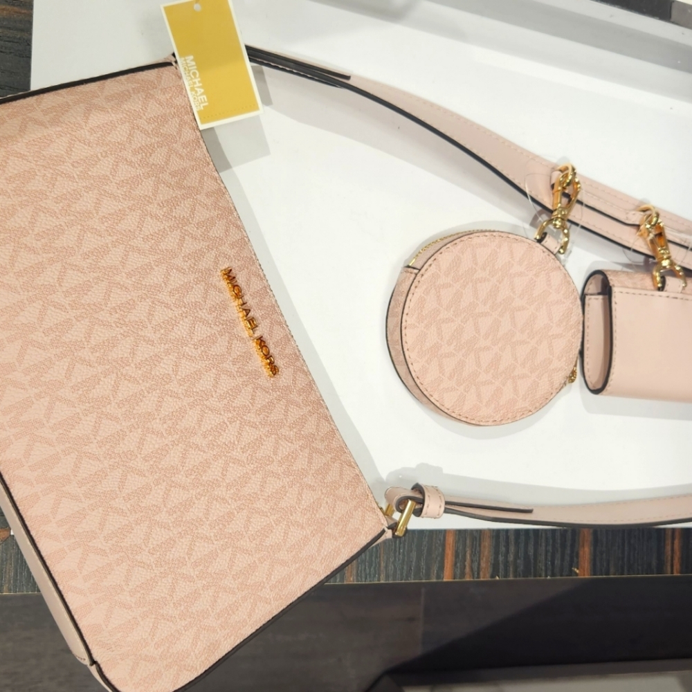 Michael kors crossbody BRAND NEW